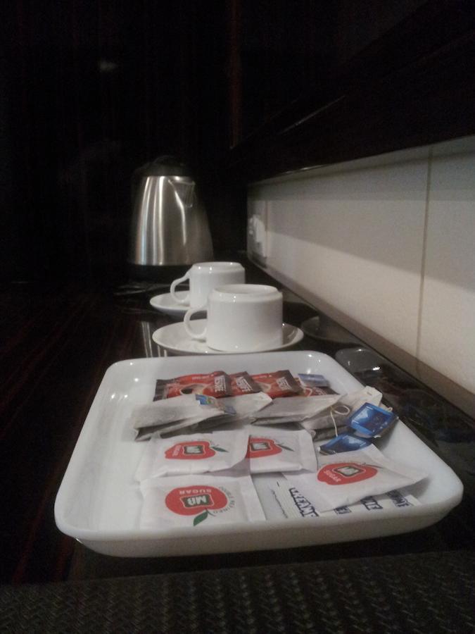 Saffron Hotel Jālna Quarto foto